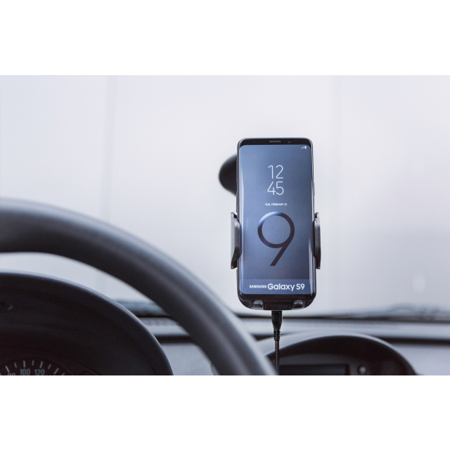 Mobilize Wireless Car Charger/Holder schwarz bis 10cm Gerätebreite